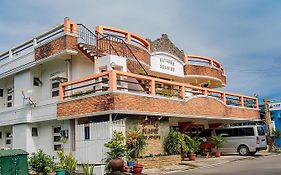 Batanes Seaside Lodge & Restaurant
